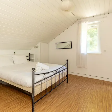 Maison Face Stade Marcombes Holiday home Clermont-Ferrand