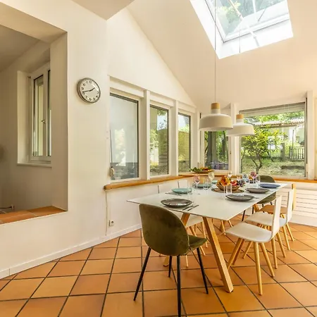 Maison Face Stade Marcombes Holiday home Clermont-Ferrand