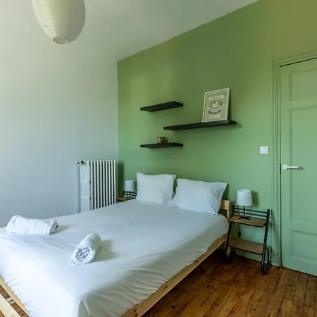 Maison Face Stade Marcombes Holiday home Clermont-Ferrand
