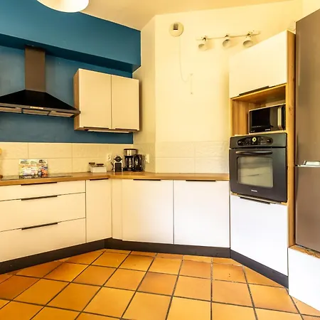 Holiday home Maison Face Stade Marcombes Clermont-Ferrand