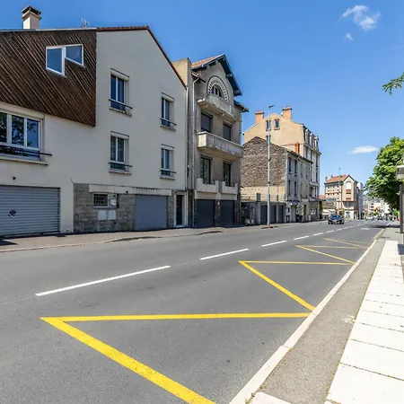 Holiday home Maison Face Stade Marcombes
